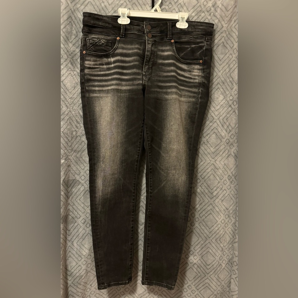 Buckle Black Fit No 53 Skinny Jean
